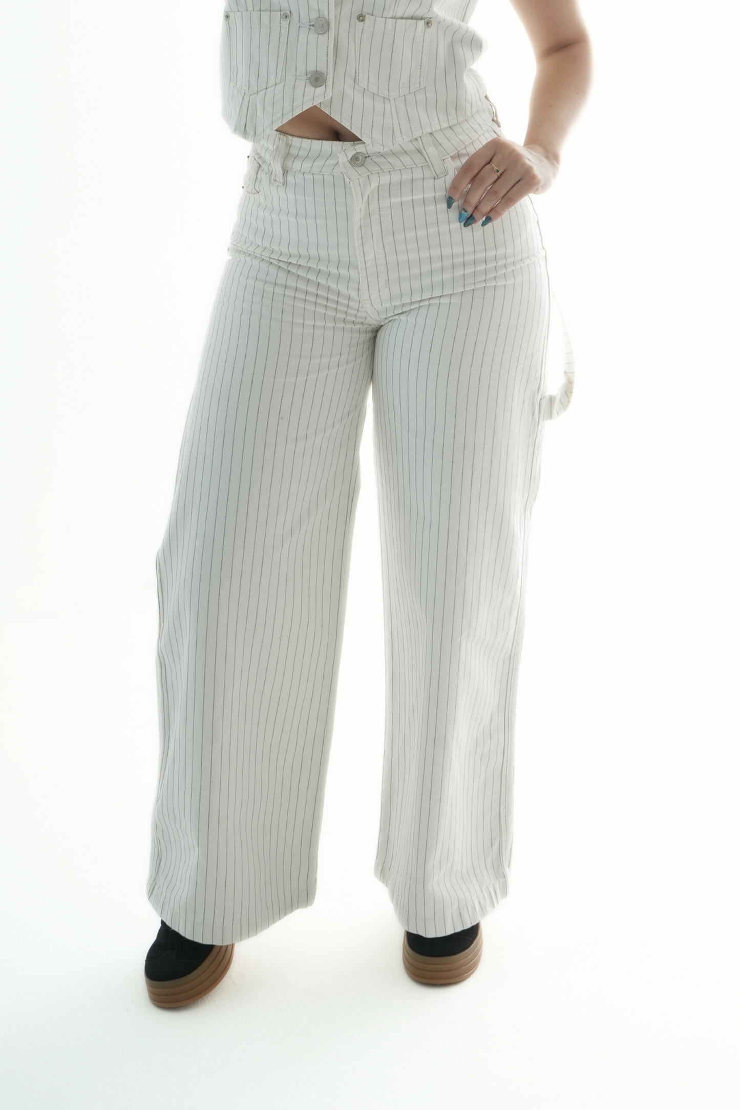 JEANS WIDE LEG RAYAS 6889