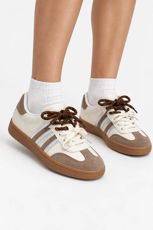 26 TENIS 8974