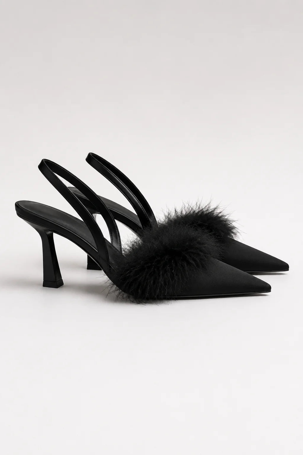 26 ZAPATO TACON PLUMAS 8967