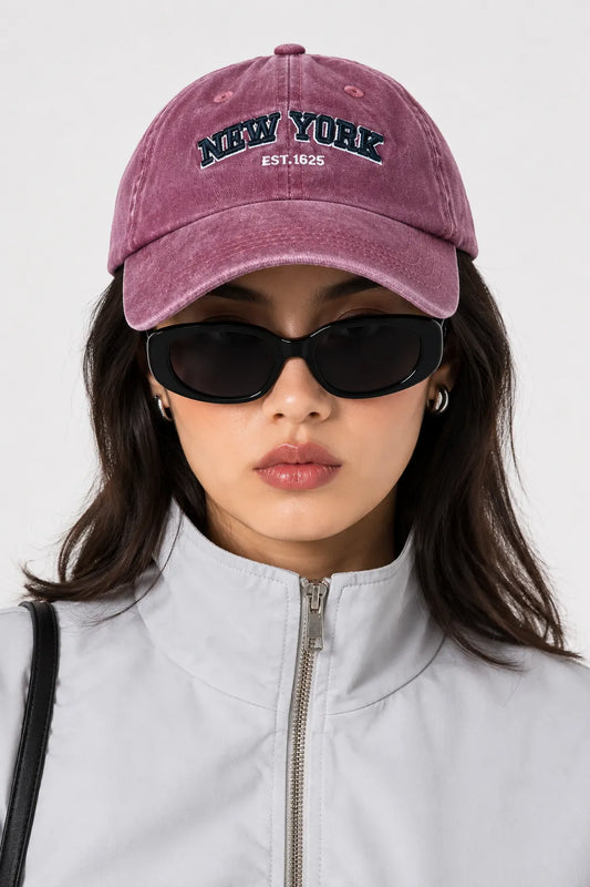 26 GORRA NY 8895