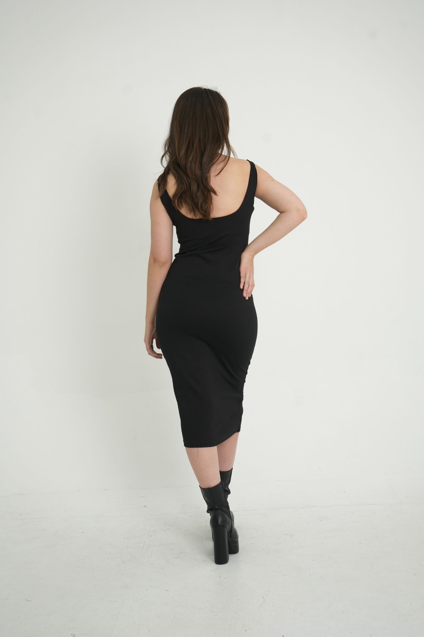 BH VESTIDO MIDI FIT 6617
