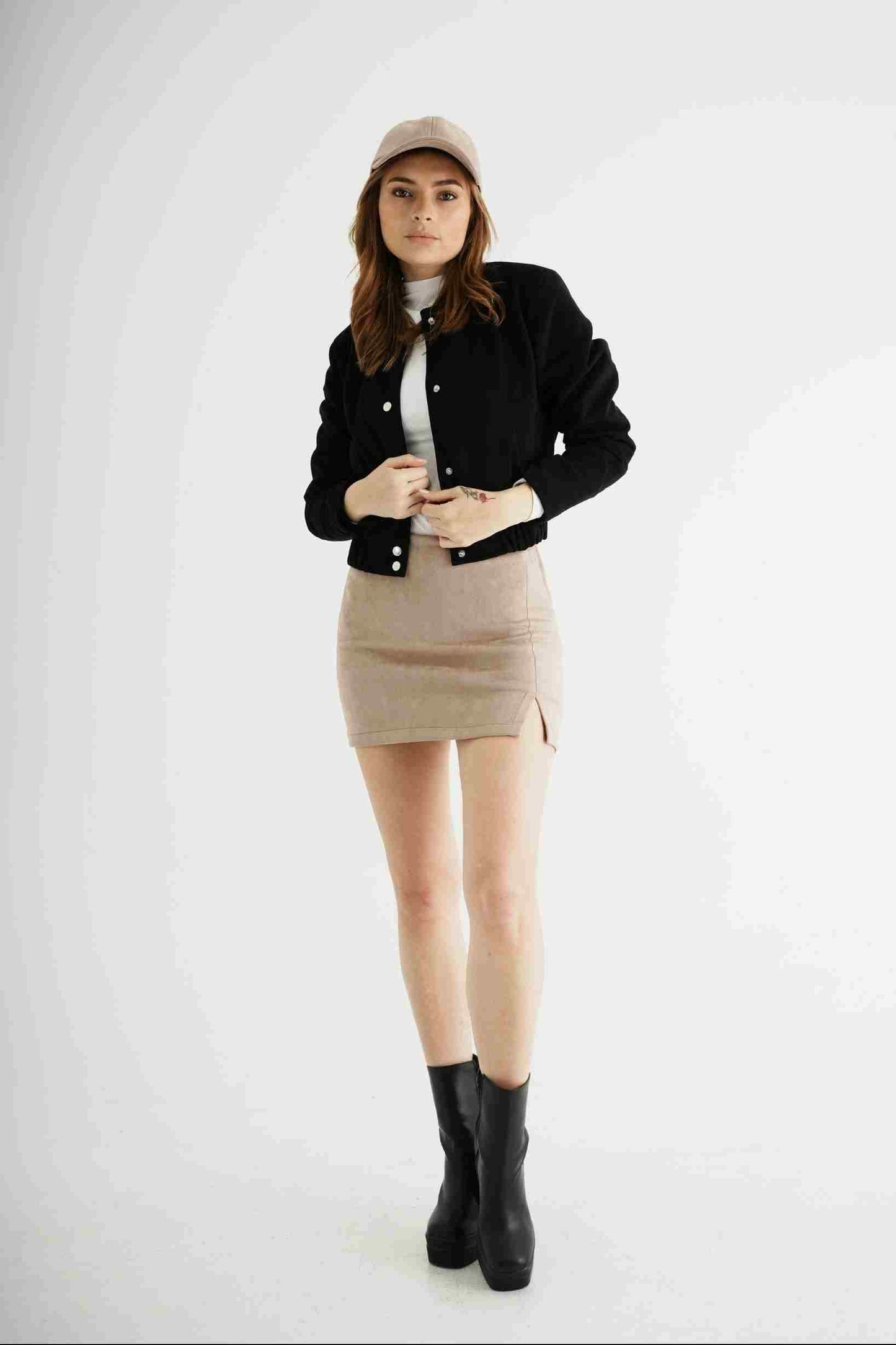 BH FALDA CORTA EFECTO GAMUZA 7474