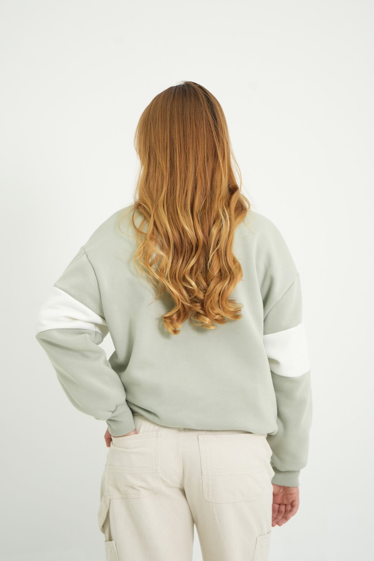 BUZO OVERSIZE CUELLO REDONDO 7226