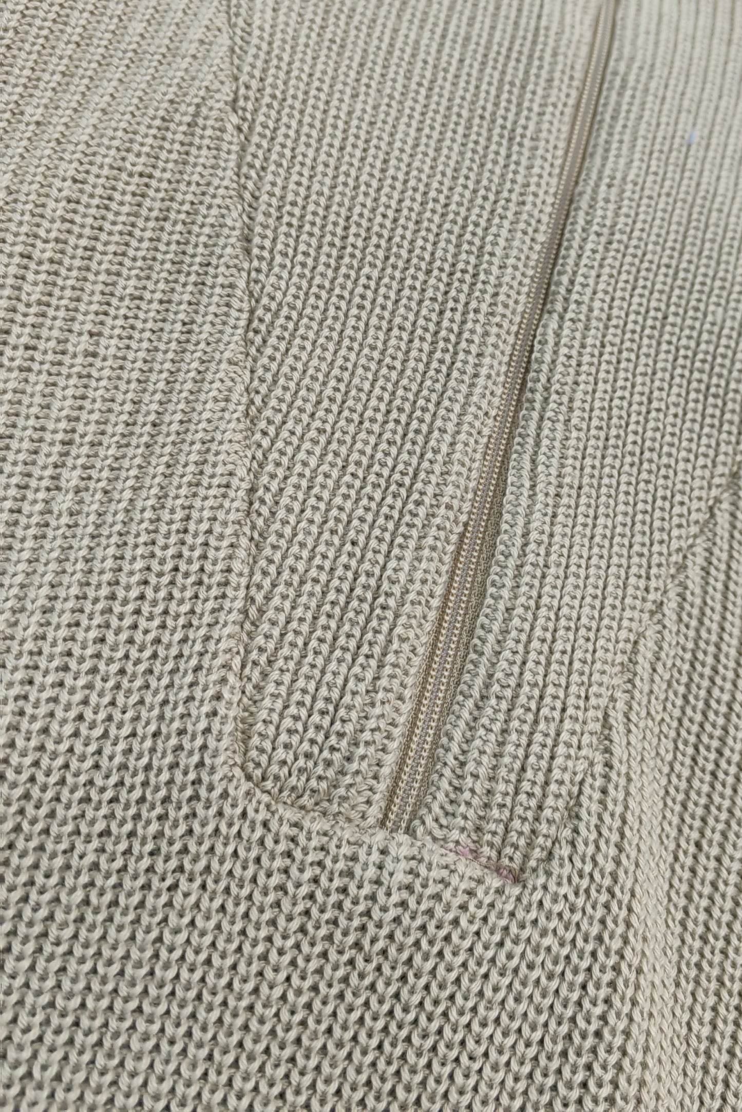 BUZO TEJIDO CUELLO ALTO CREMALLERA 6730
