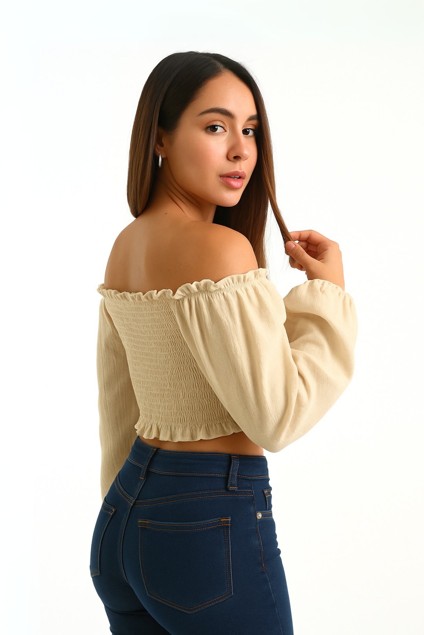 CROP TOP MANGA LARGA BEE ONE