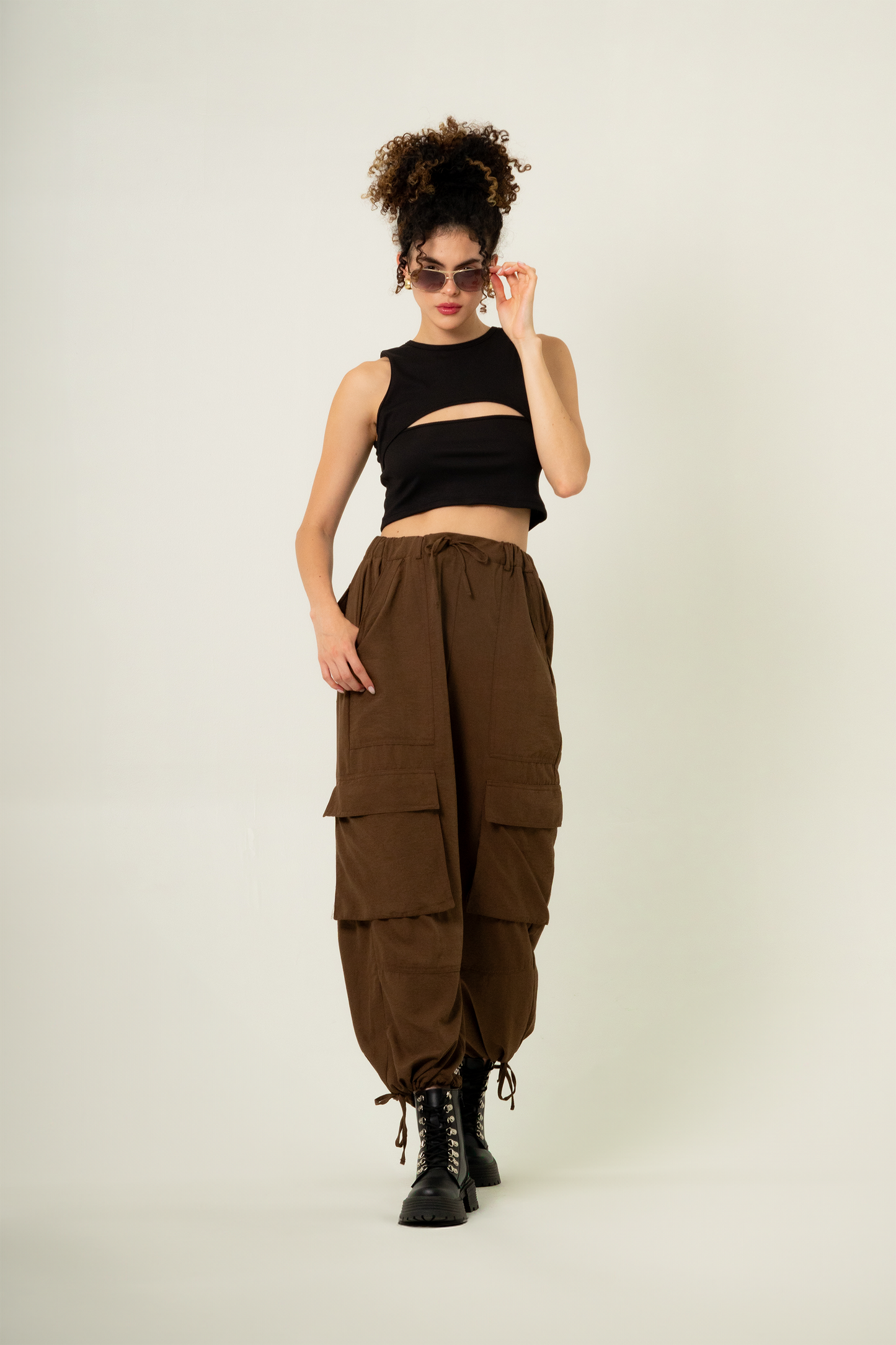 TOP RIB CUT OUT HARLOW