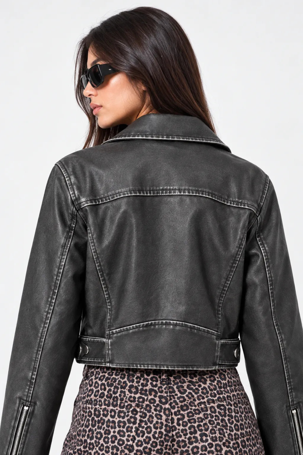 24 CHAQUETA BIKER DESGASTADA TWO