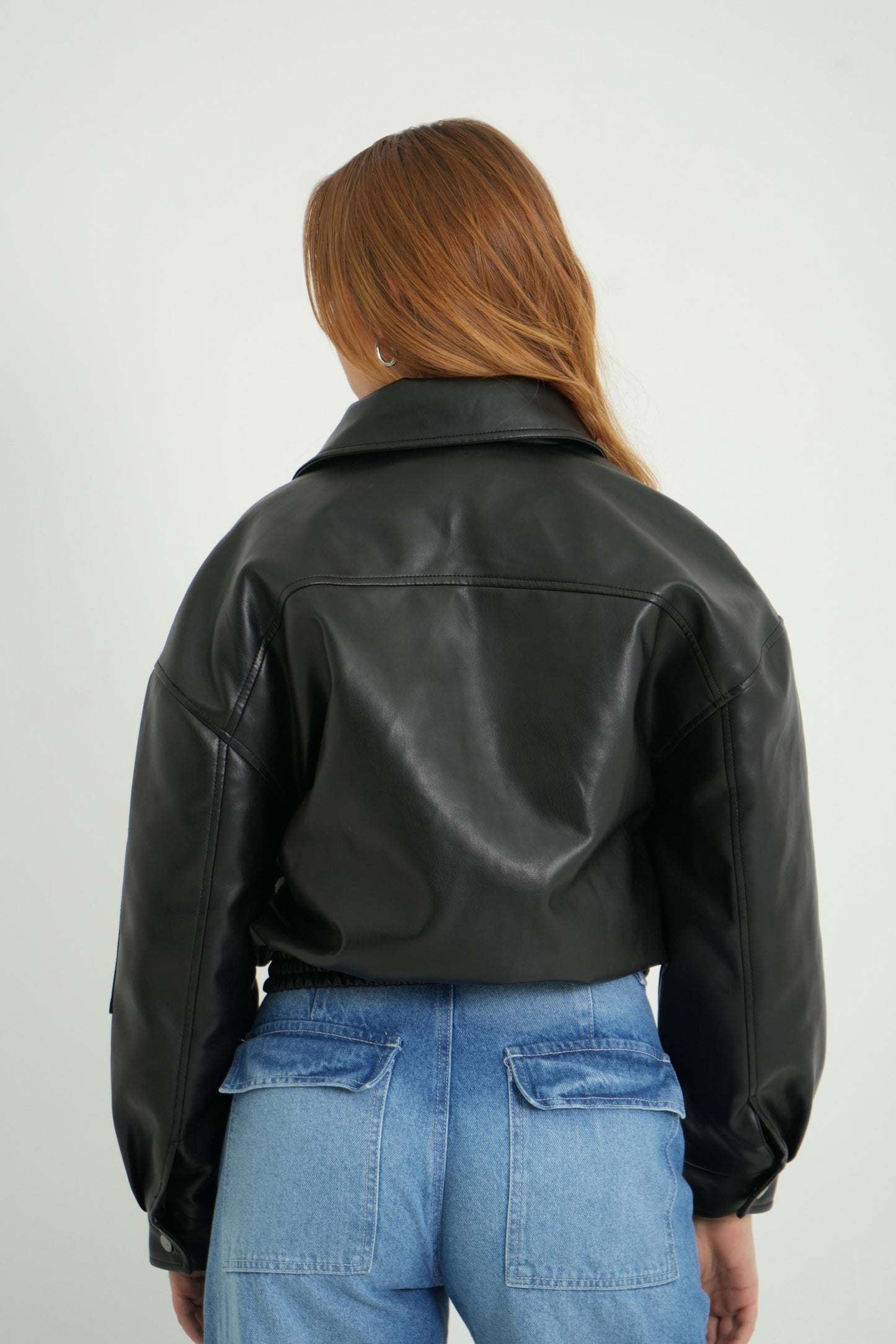 24 CHAQUETA BOMBER EFECTO PIEL DIMAS ONE