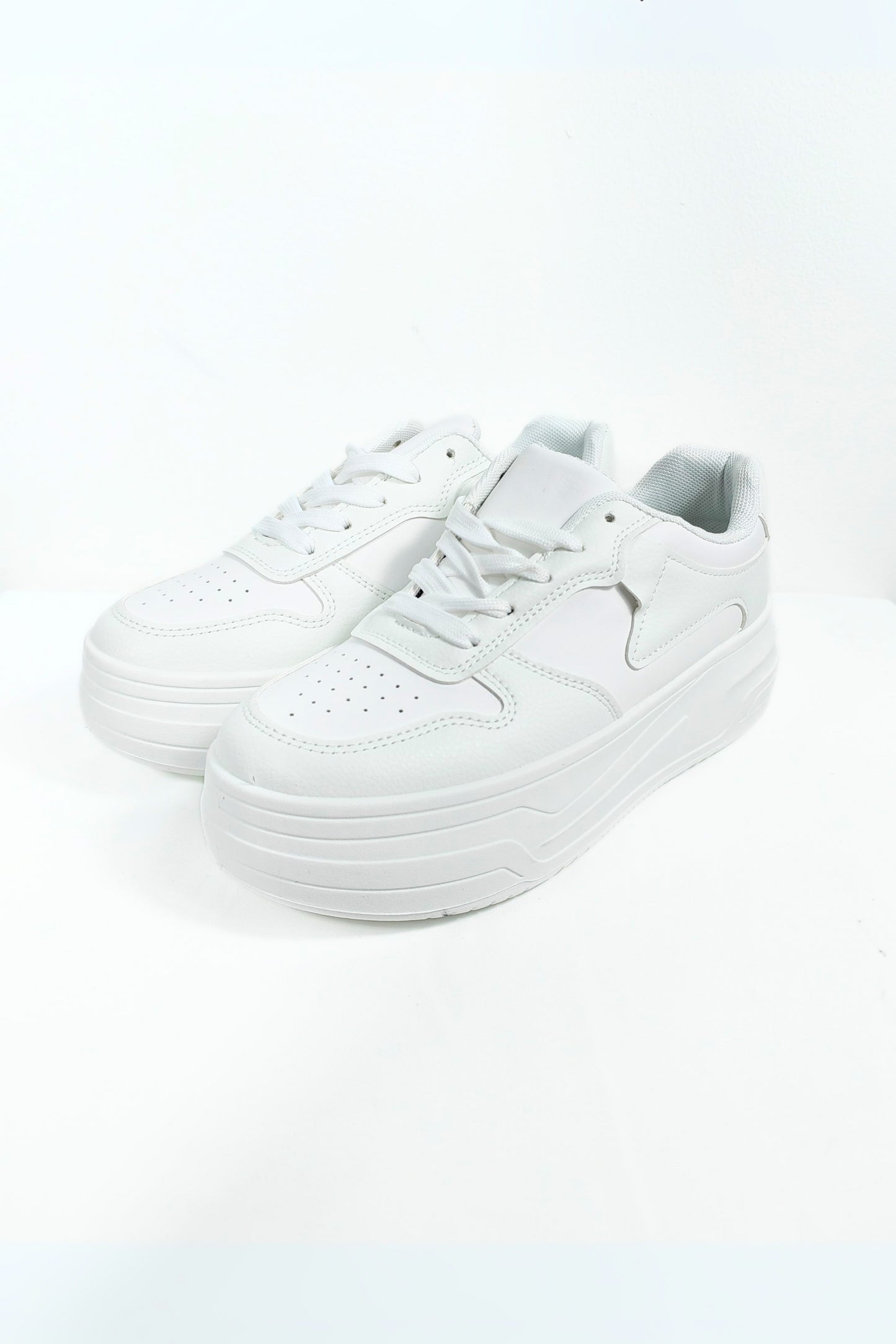 24 TENIS PLATAFORMA 6489