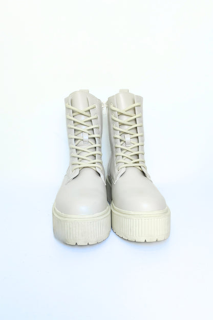 24 BOTAS KHARLAN