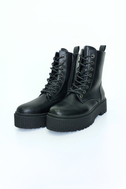24 BOTAS KHARLAN
