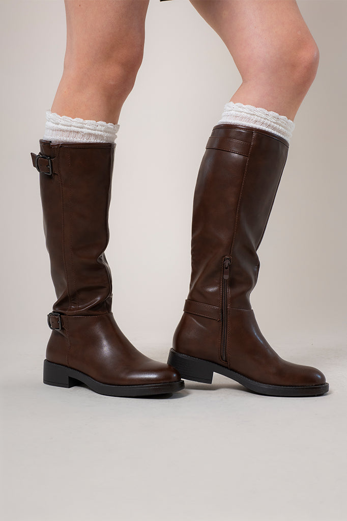 25 BOTAS ALTAS PLANAS 7891