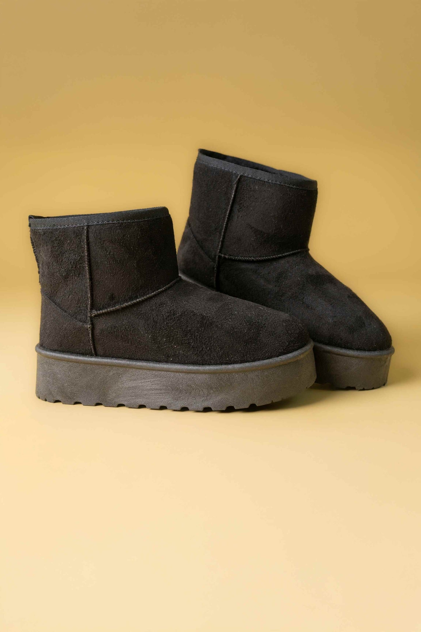 25 BOTINES PLATAFORMA 7893