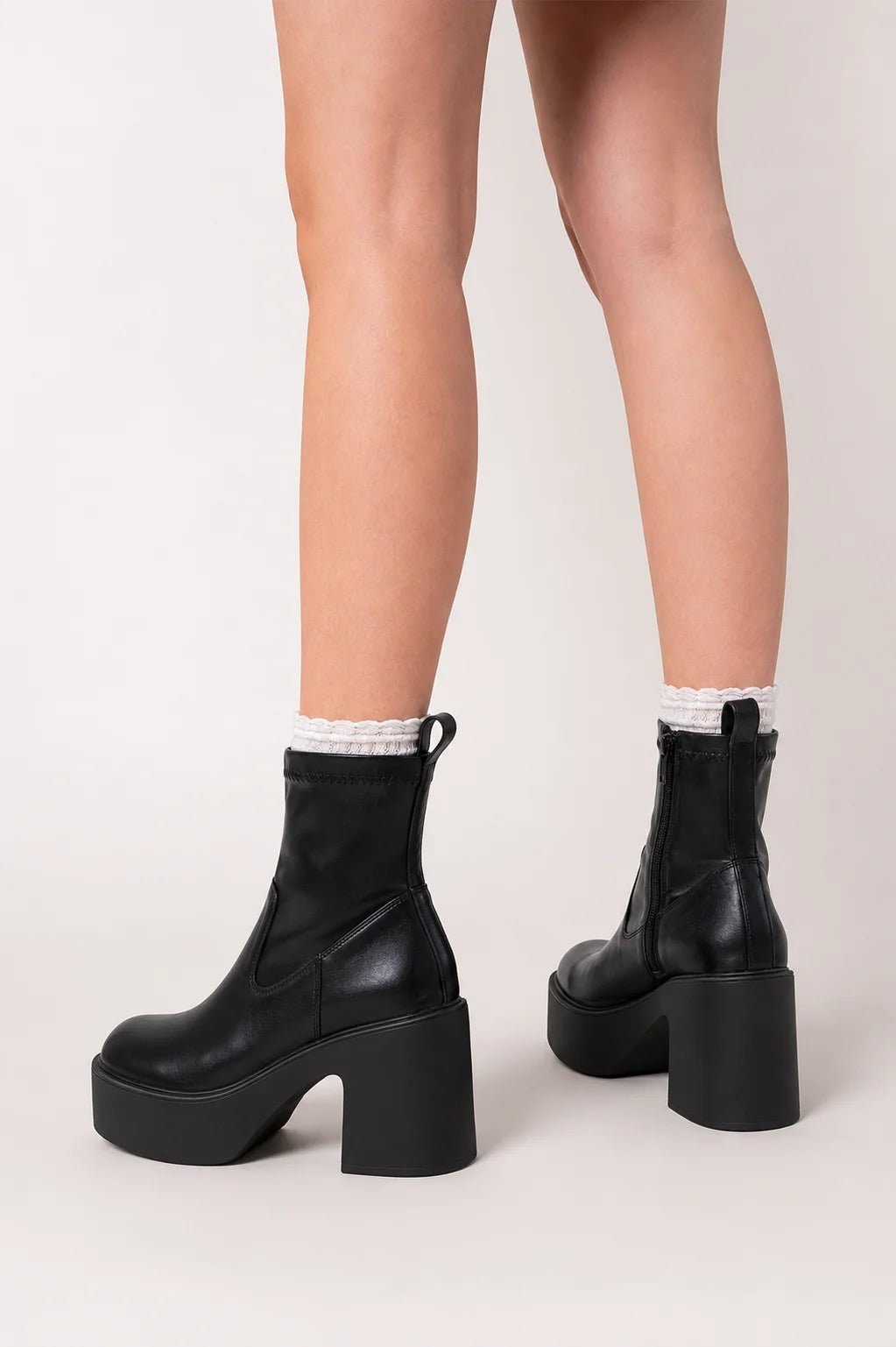 25 BOTINES TACON 7982