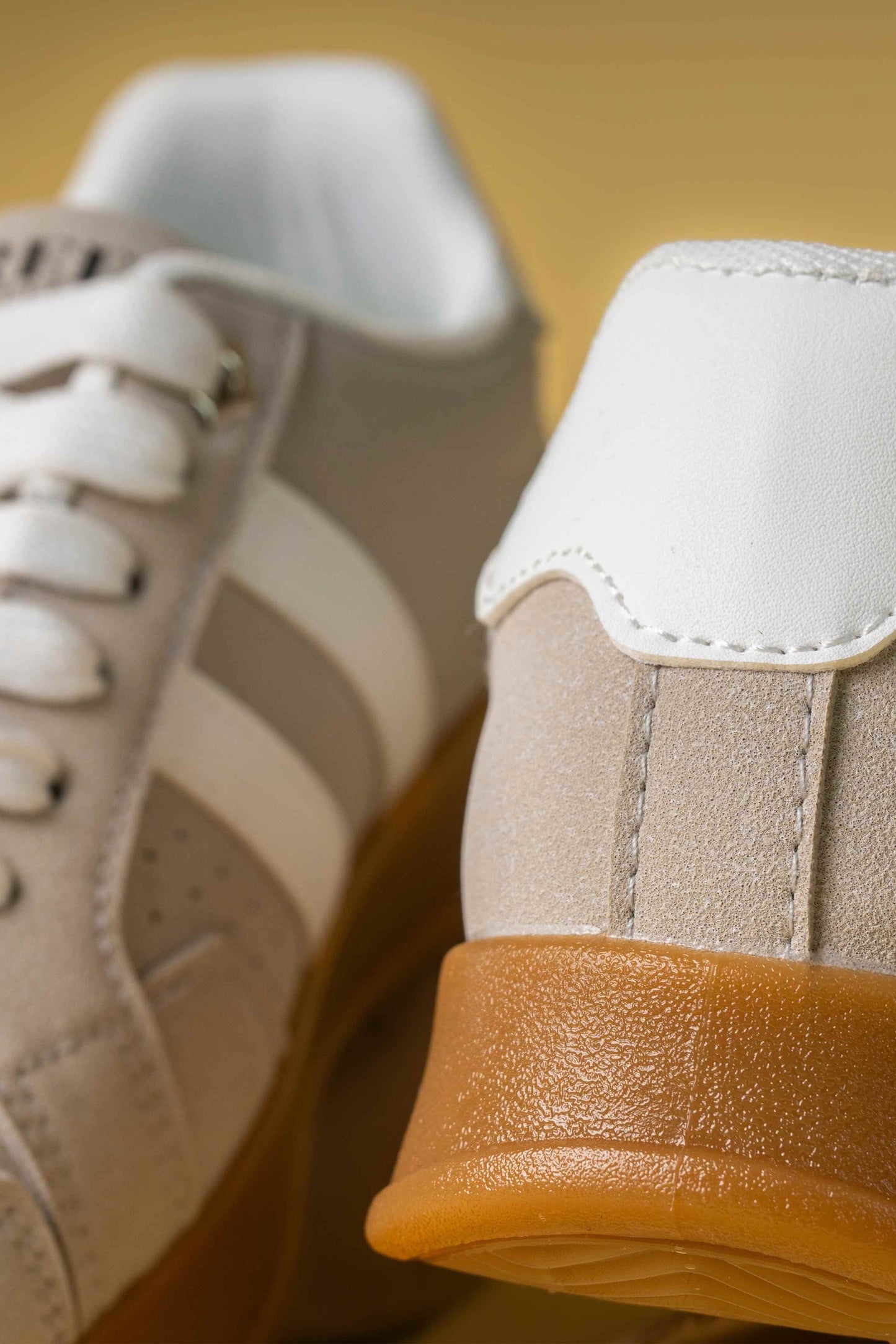 25 TENIS PLANOS 7885