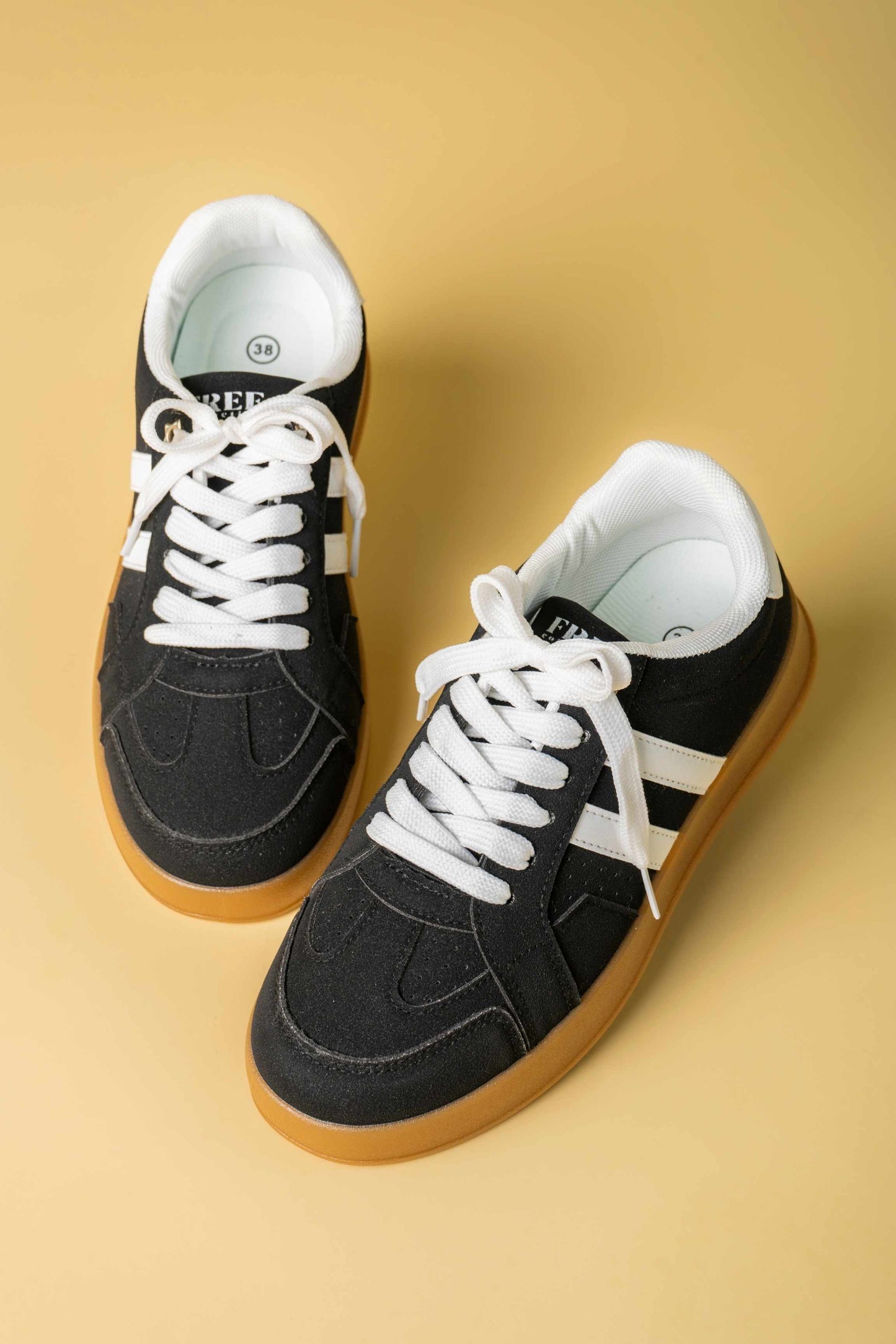 25 TENIS PLANOS 7885