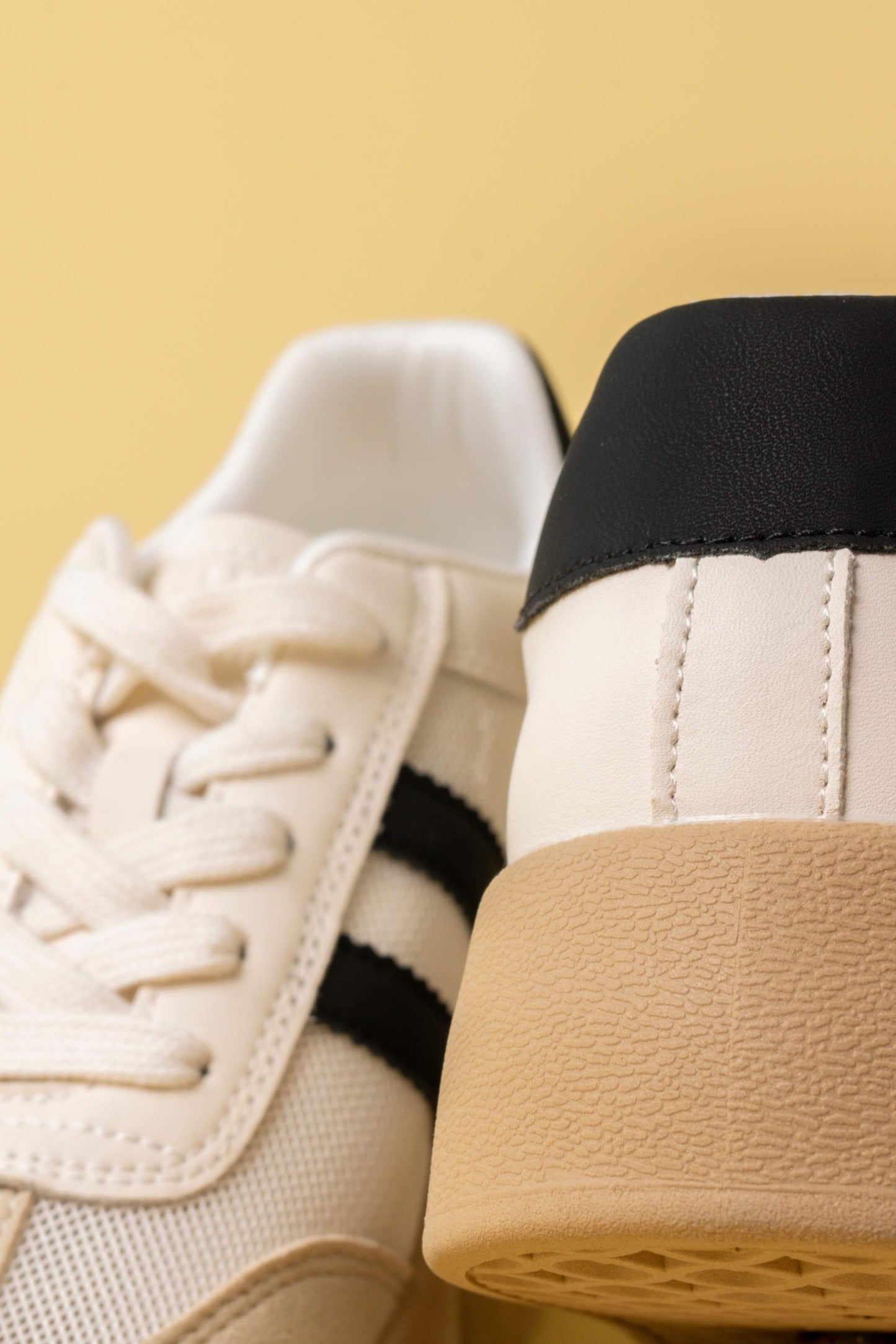 25 TENIS PLATAFORMA MALLA 8075