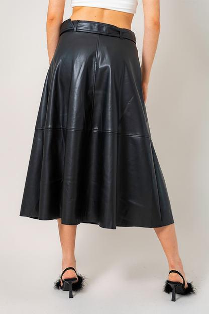 25 FALDA MIDI EFECTO PIEL 7988 ONE