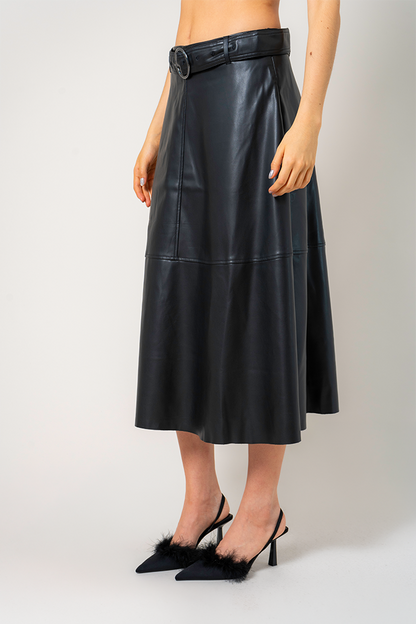 25 FALDA MIDI EFECTO PIEL 7988 ONE
