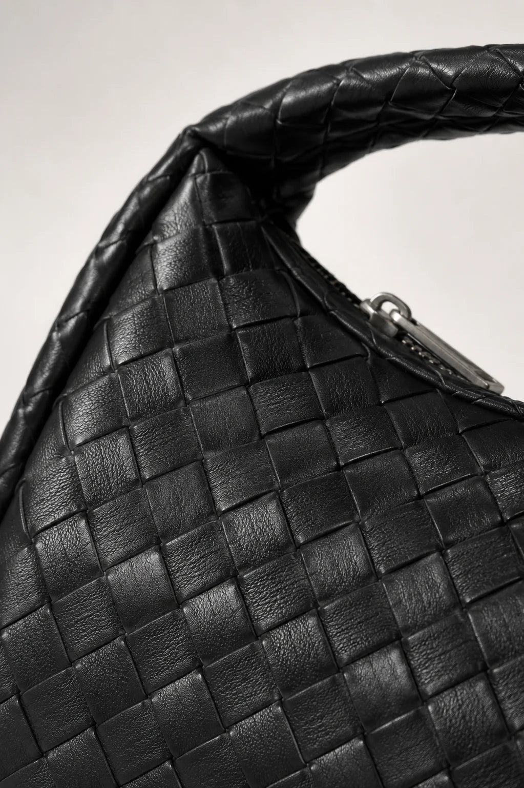 26 BOLSO TRENZADO 9047