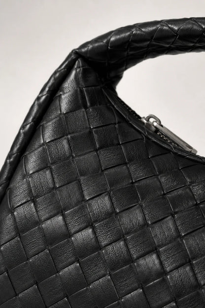 26 BOLSO TRENZADO 9047