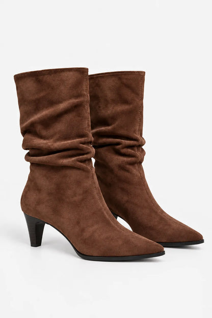 26 BOTAS SLOUCHY SUEDE 8915