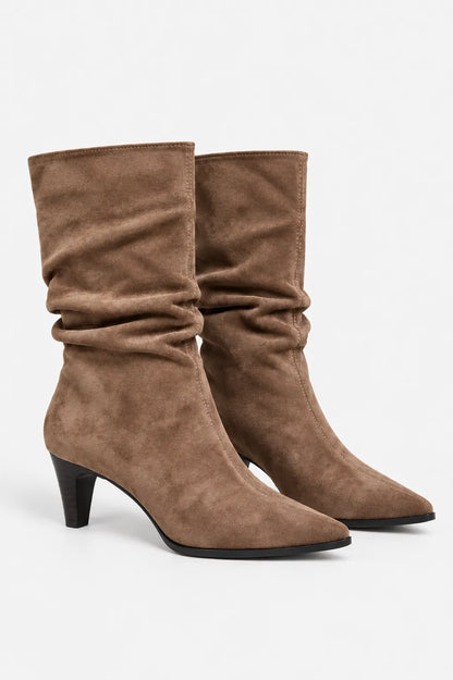 26 BOTAS SLOUCHY SUEDE 8915