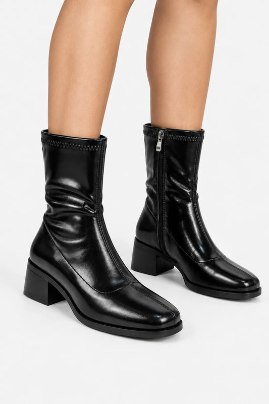 26 BOTINES PLANOS STRETCH 8923