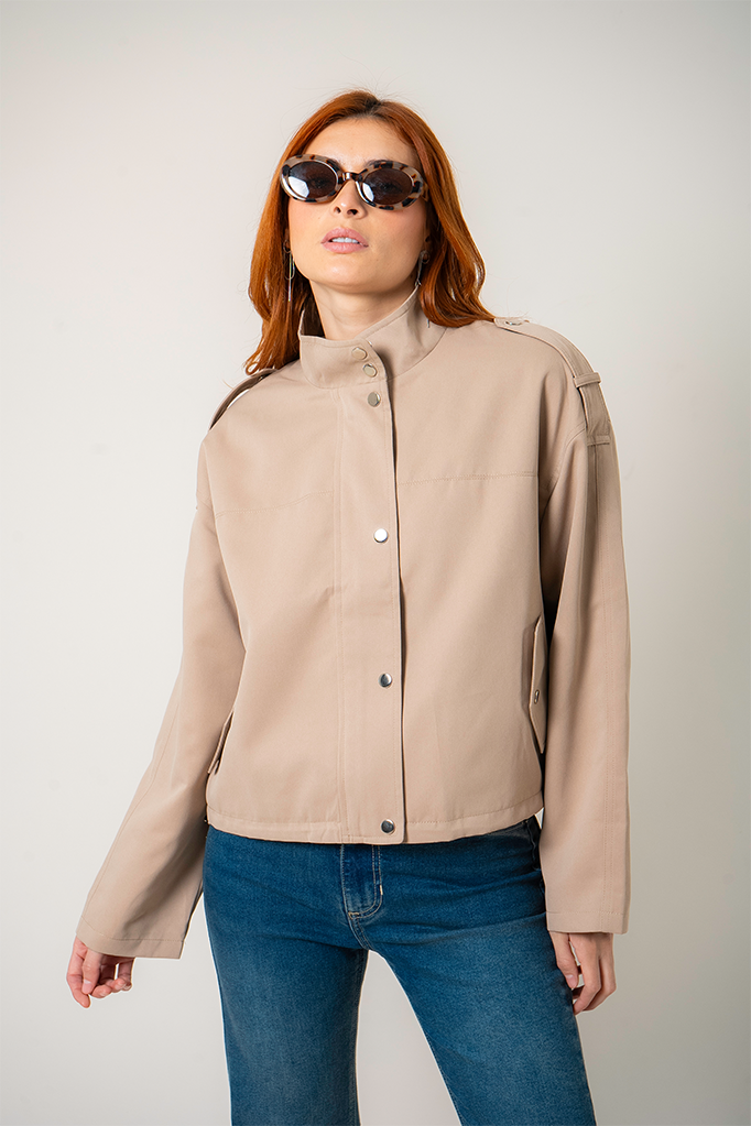 26 CHAQUETA CUELLO ALTO 8769.