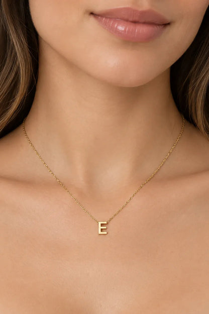 26 COLLAR LETRA E 8841.