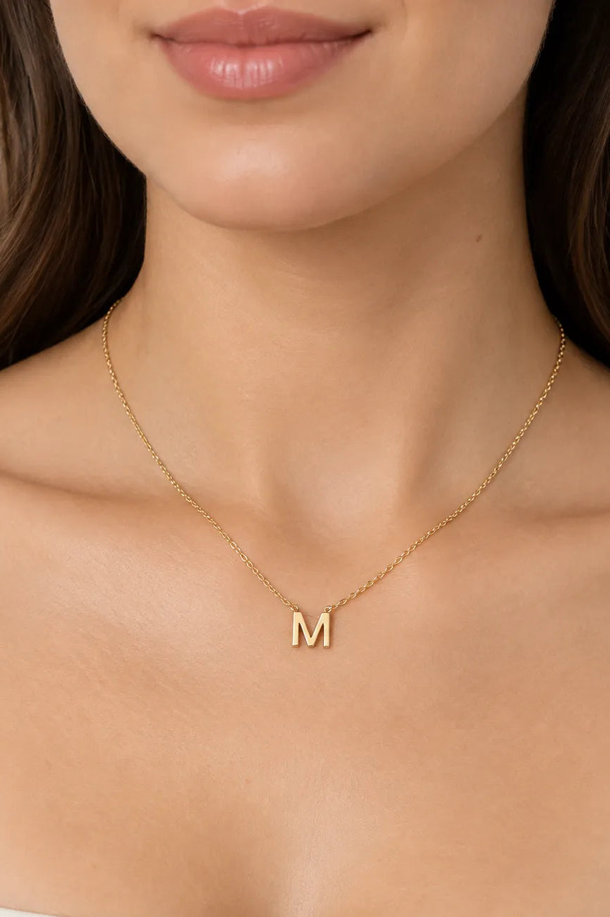 26 COLLAR LETRA M 8834.
