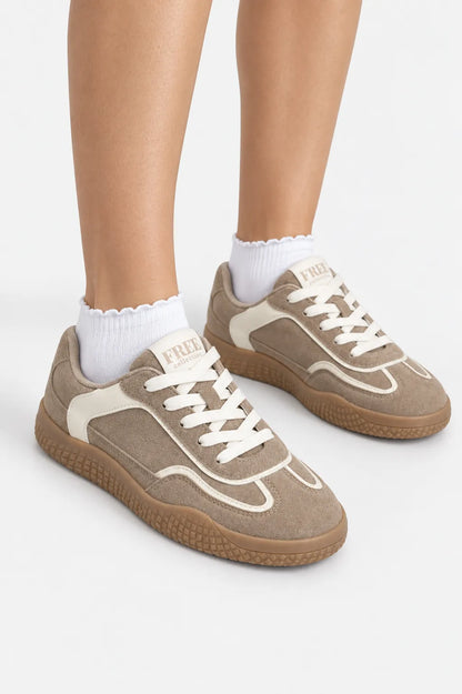 26 TENIS 8976