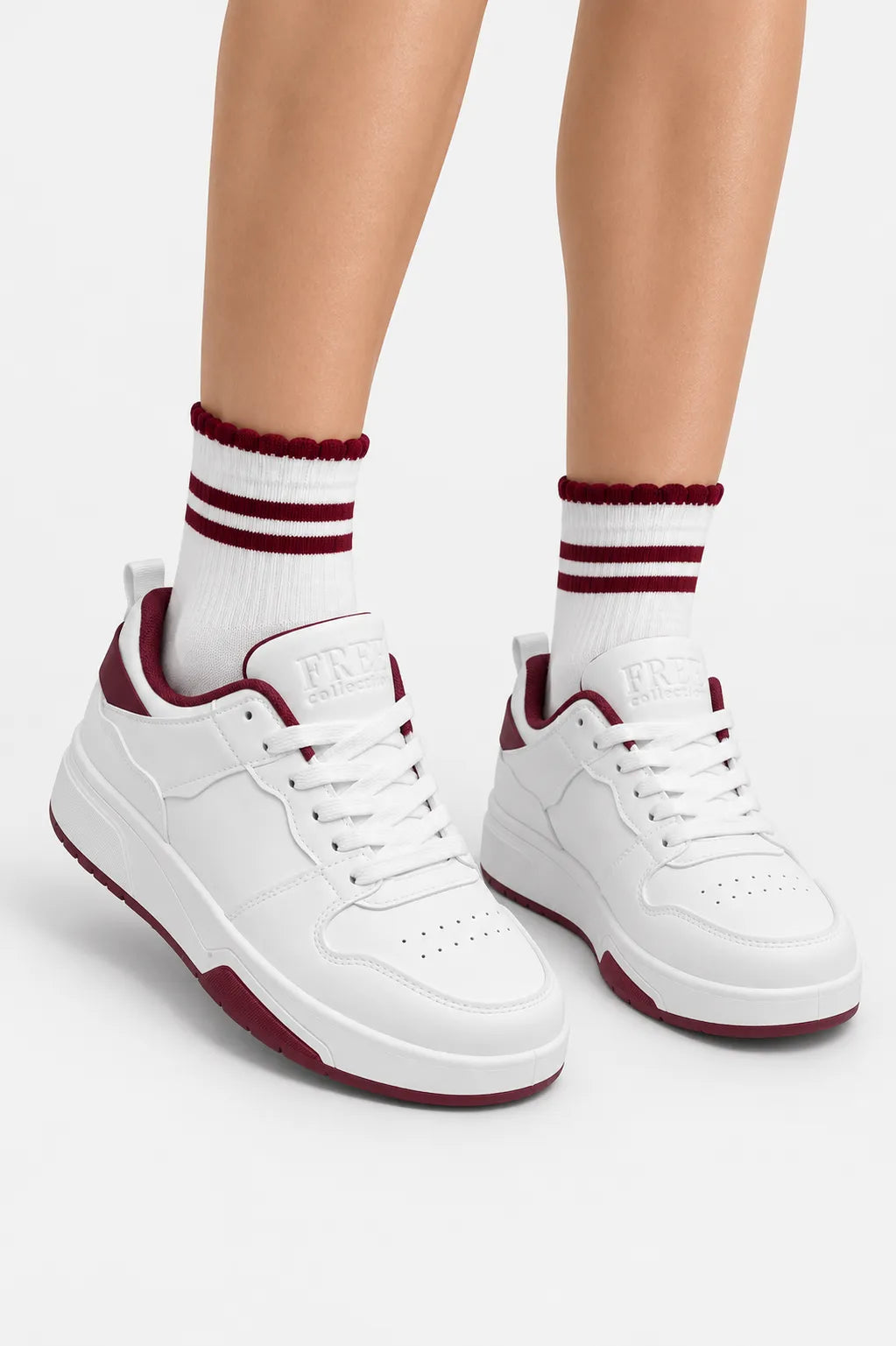 26 TENIS BASICO 8997
