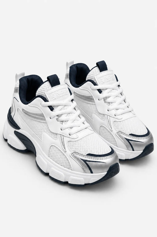 26 TENIS DEPORTIVO 8994