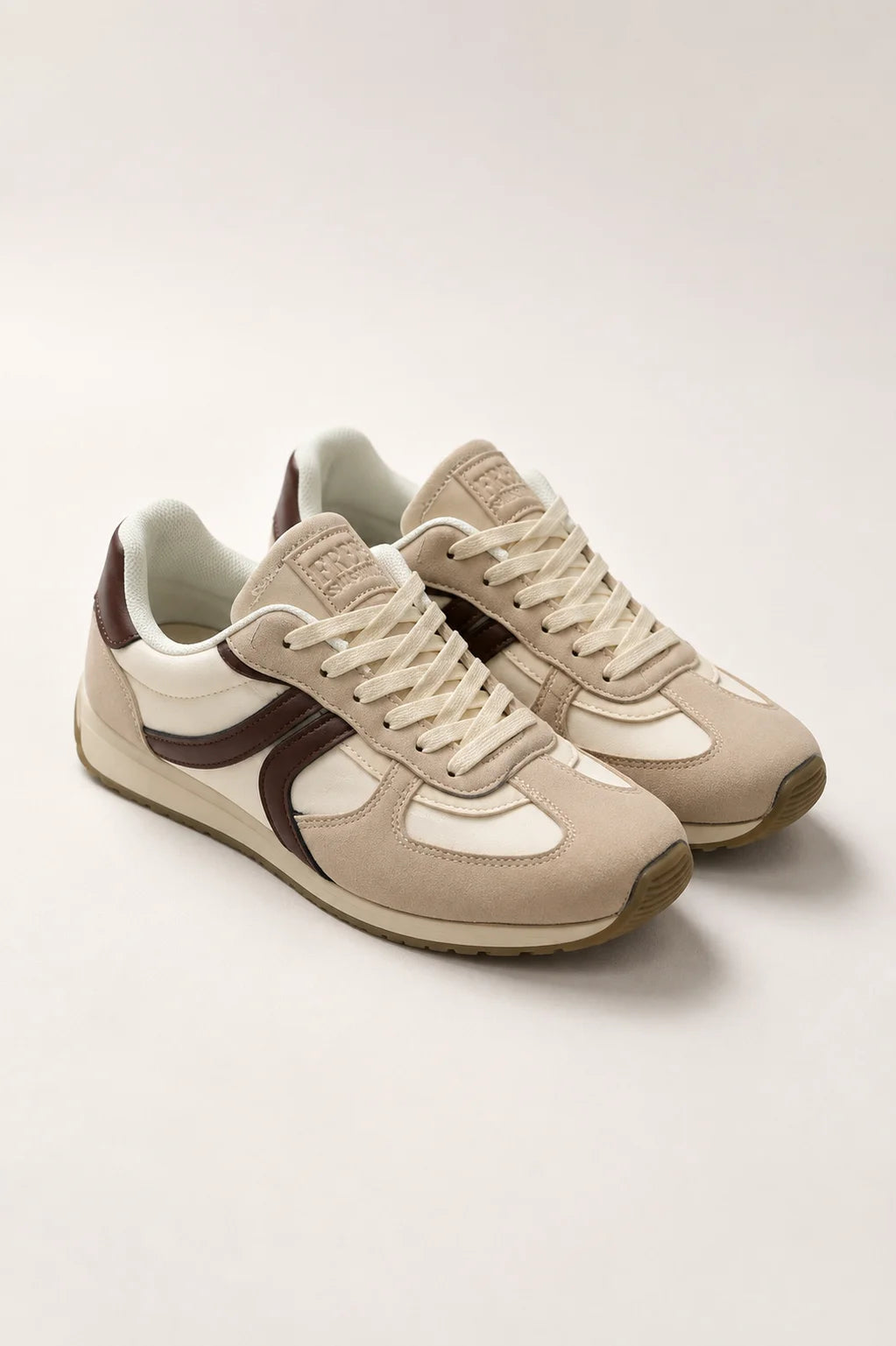 26 TENIS RUNNING 8957