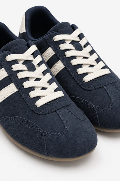 26 TENIS SUEDE 8972