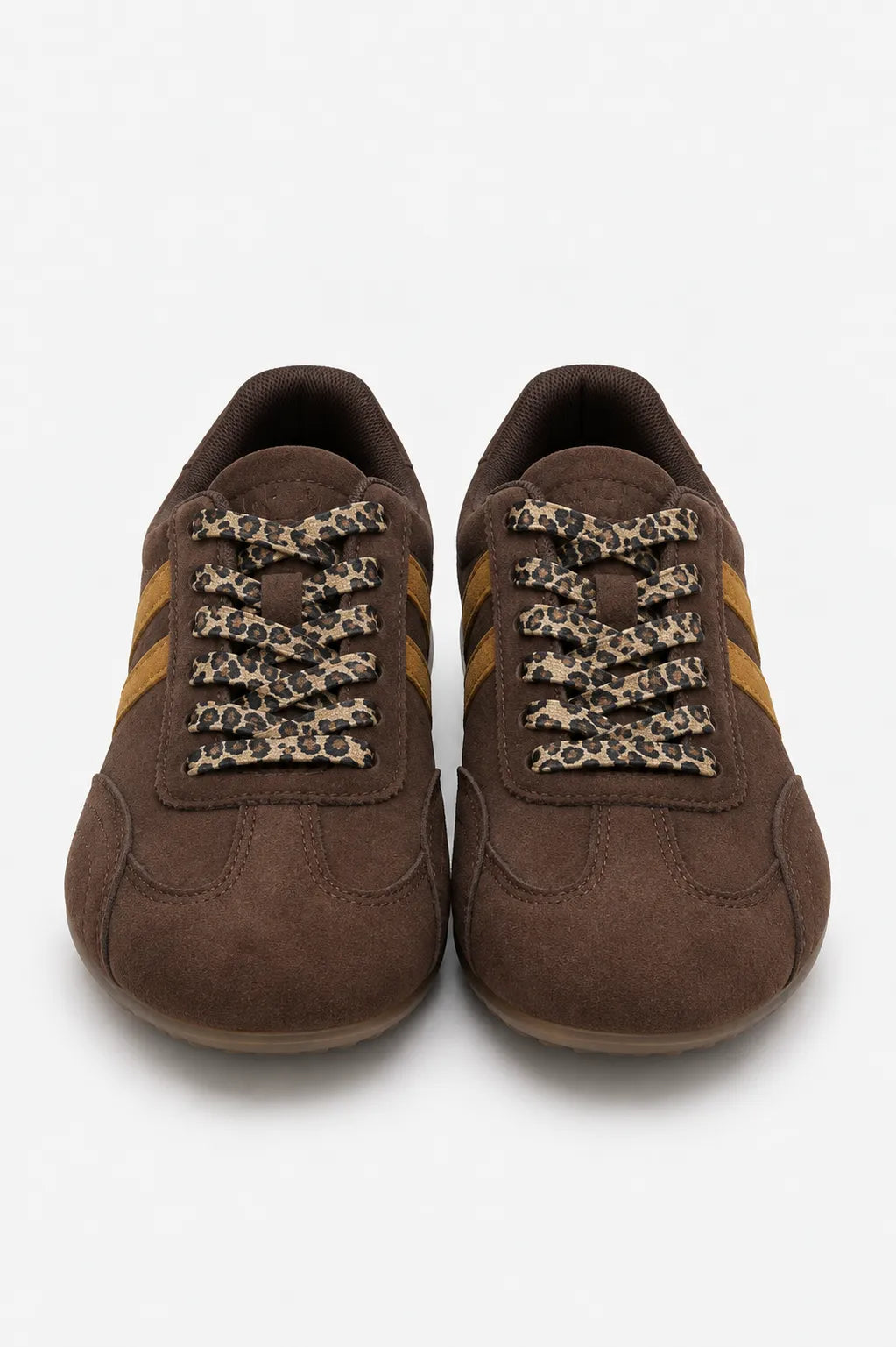 26 TENIS SUEDE 8972