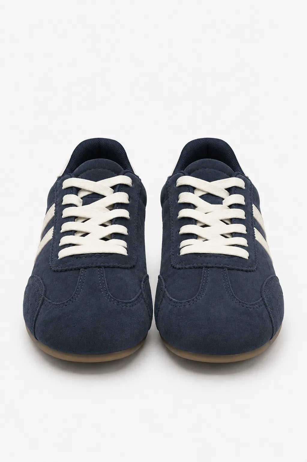 26 TENIS SUEDE 8972