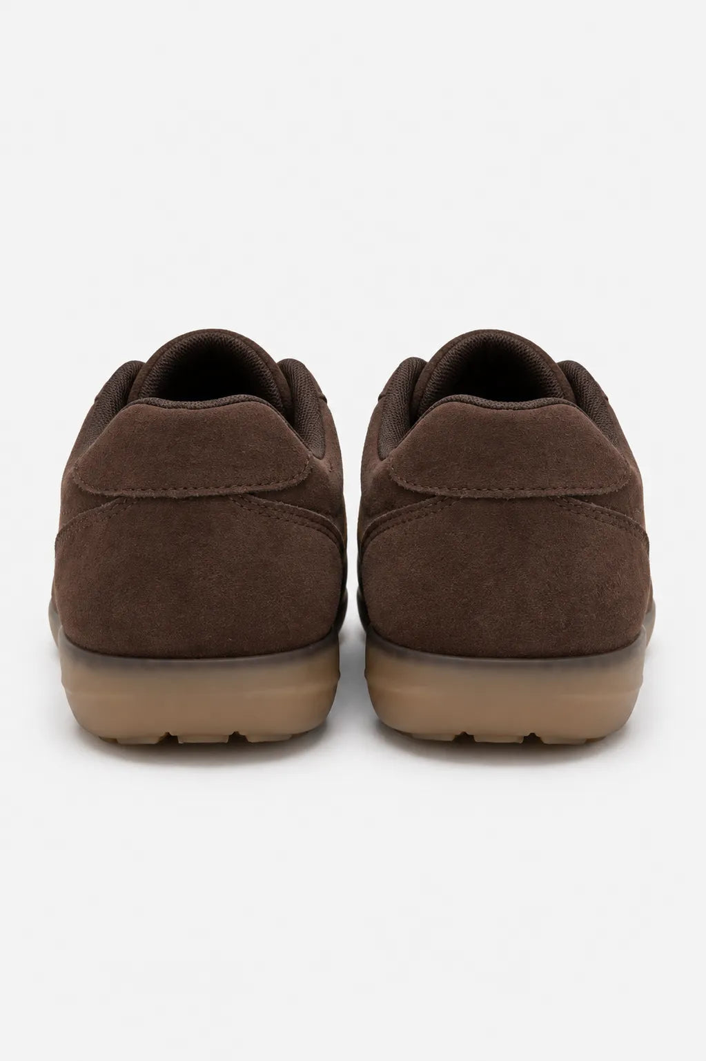26 TENIS SUEDE 8972