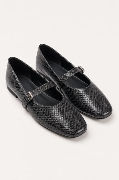 26 ZAPATO PLANO SNAKE 8964
