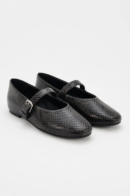 26 ZAPATO PLANO SNAKE 8964