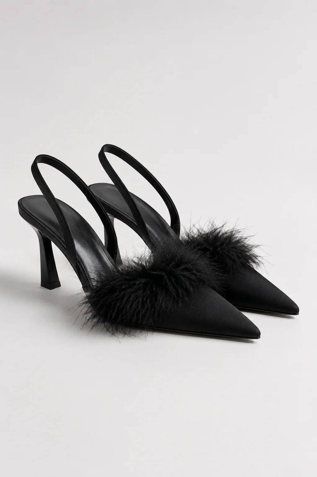 26 ZAPATO TACON PLUMAS 8967