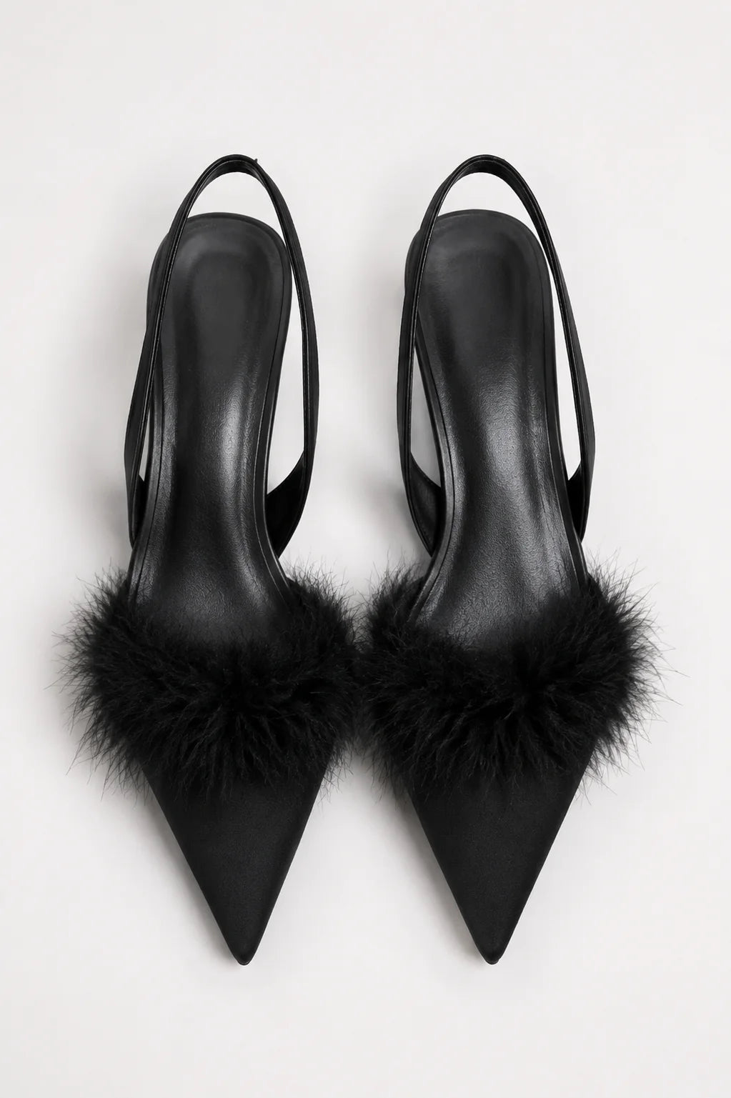 26 ZAPATO TACON PLUMAS 8967