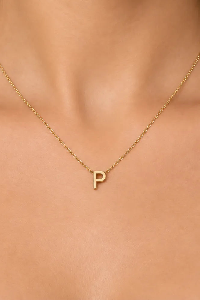 26 COLLAR LETRA P 8840