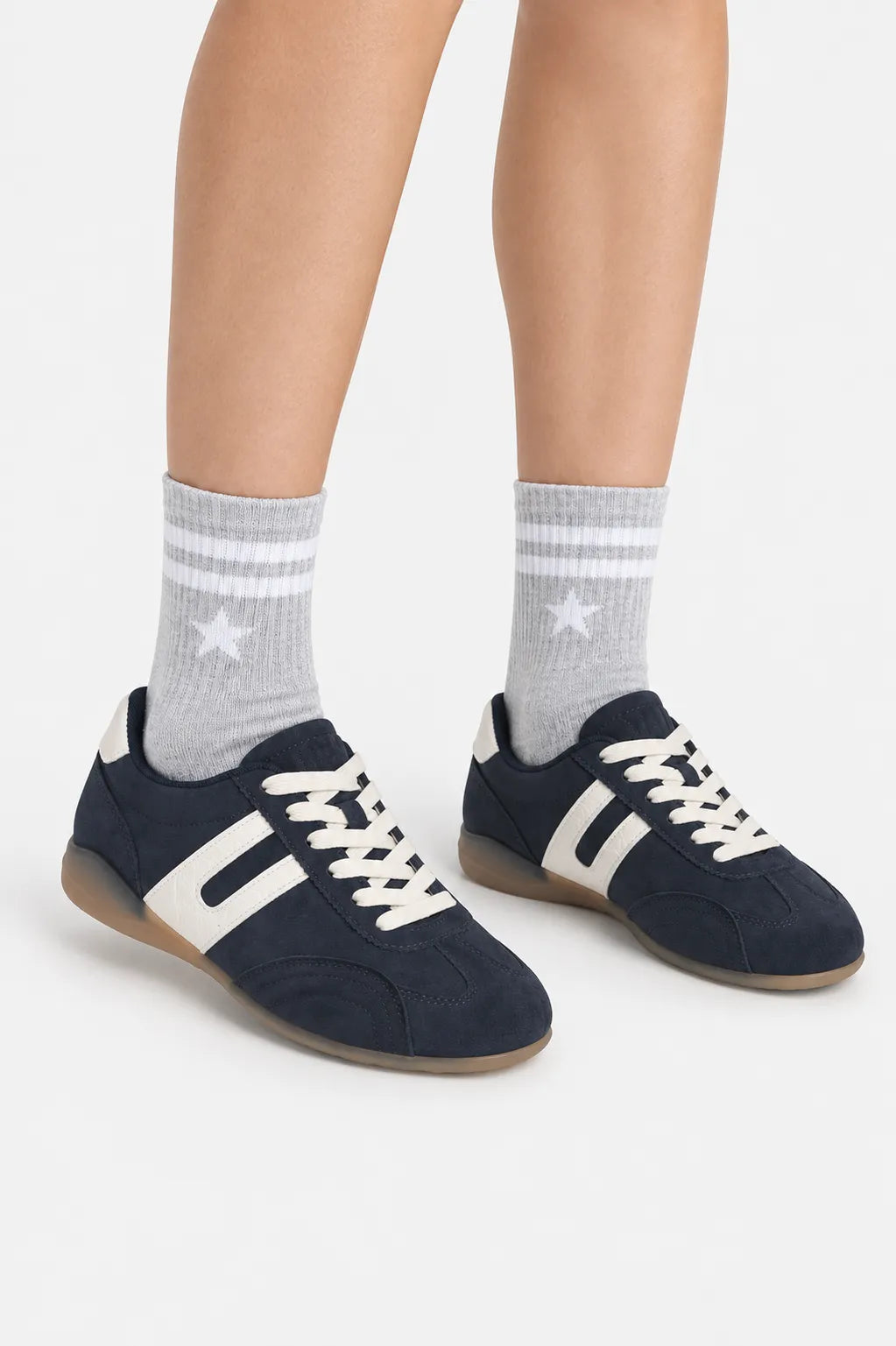 26 TENIS SUEDE 8972