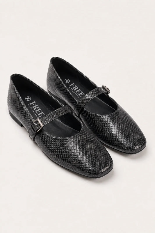 26 ZAPATO PLANO SNAKE 8964