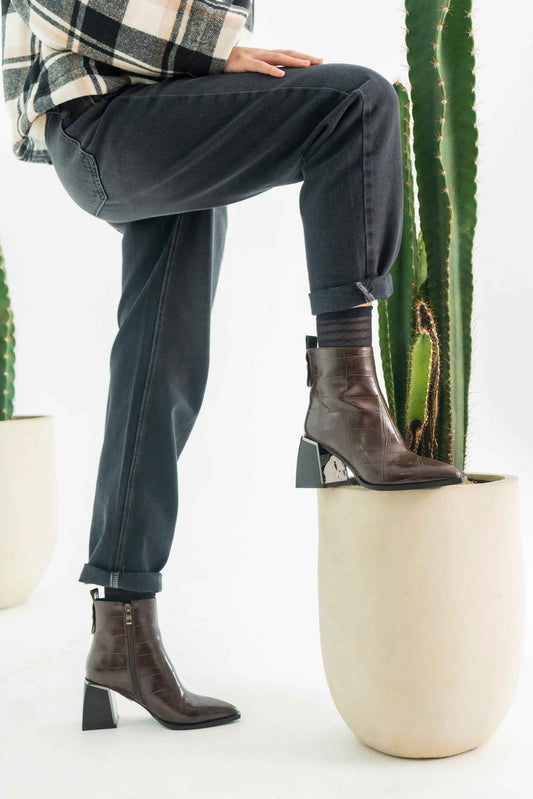 25 BOTINES TACON 7977