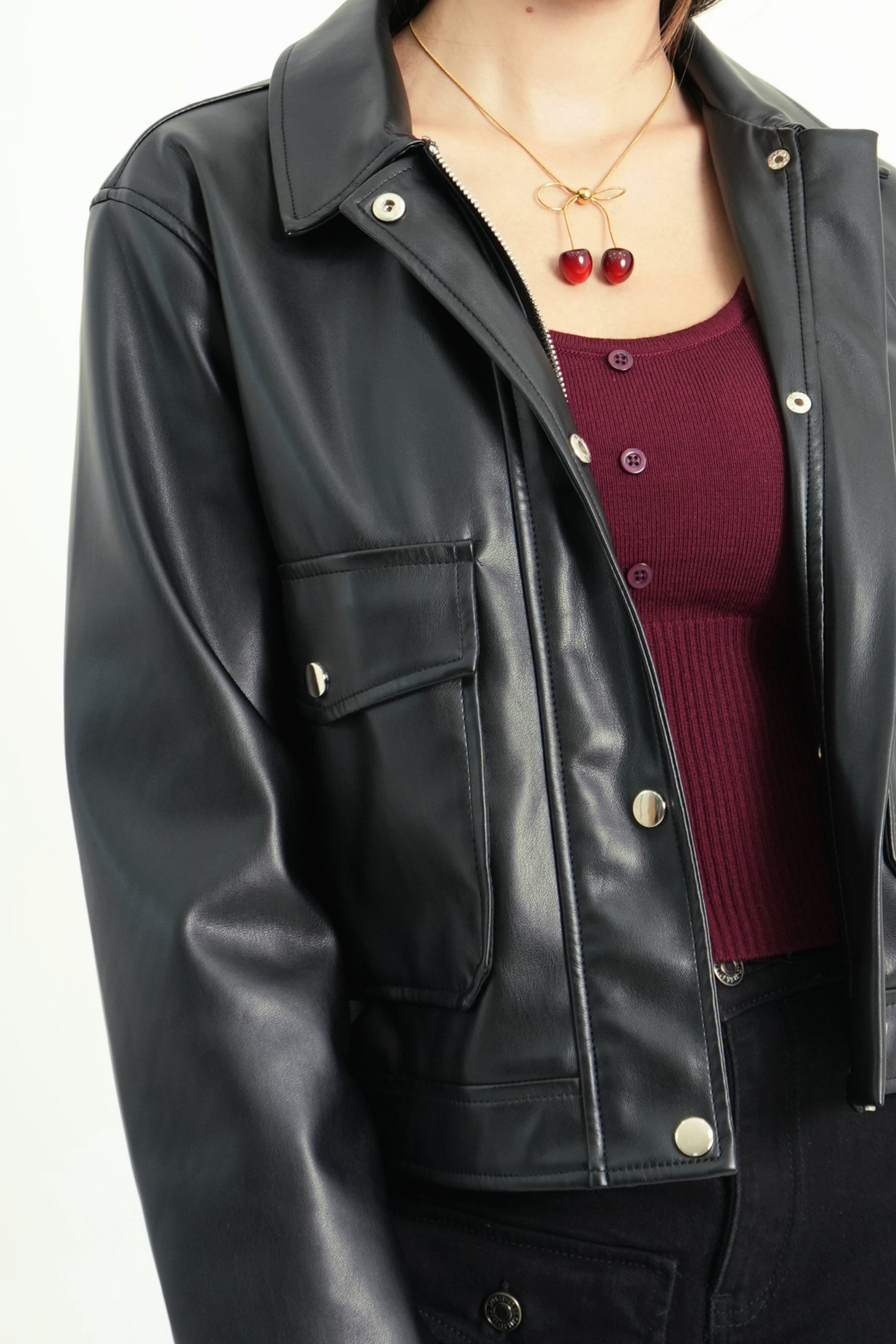 24 CHAQUETA CORTA EFECTO PIEL IRIEL