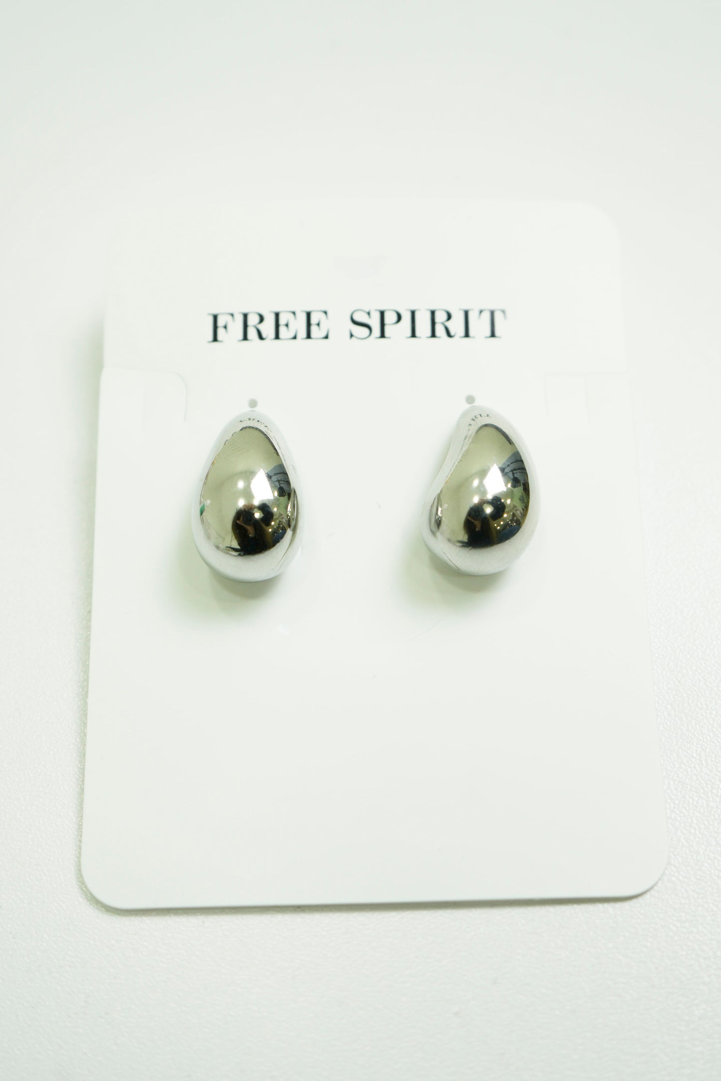 ARETES ANIKA DORADO