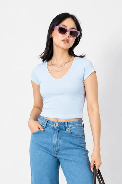 BH CAMISETA RIB ESCOTE EN V 6700